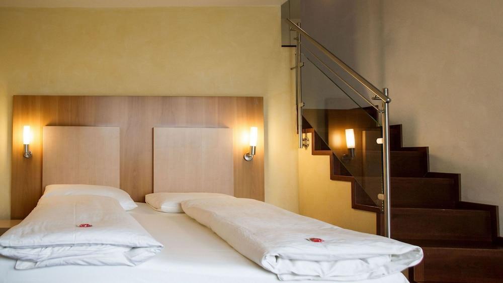 Hotel Uto Kulm Car-Free Hideaway In Zurich Bonstetten Eksteriør bilde