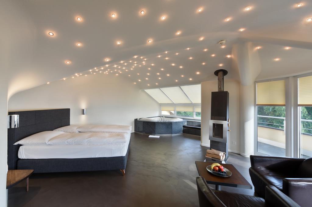 Hotel Uto Kulm Car-Free Hideaway In Zurich Bonstetten Rom bilde
